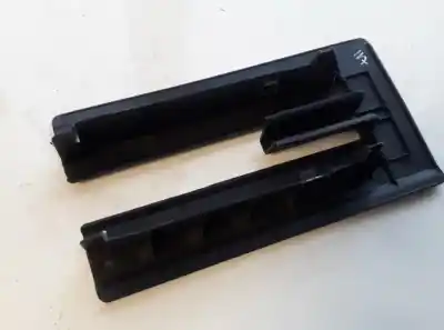 Pezzo di ricambio per auto di seconda mano plastica per toyota corolla (e12) 1.6 16v riferimenti oem iam 721570f020  72157-0f020