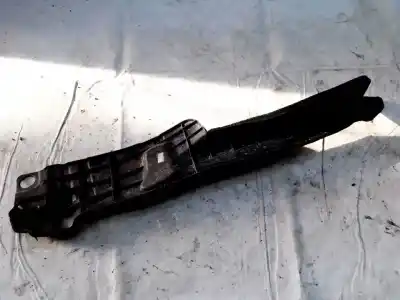 Pezzo di ricambio per auto di seconda mano plastica per toyota corolla (e12) 1.6 16v riferimenti oem iam 538670f010  53867-0f010