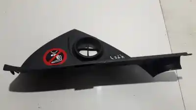 Peça sobressalente para automóvel em segunda mão plásticos por volvo c30 2.0d r-design referências oem iam 30672382