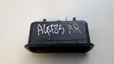 Pezzo di ricambio per auto di seconda mano plastica per toyota corolla (e12) 1.6 16v riferimenti oem iam 748150f010  74815-0f010