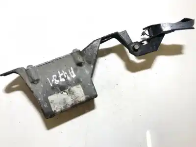 Second-hand car spare part engine support for volvo xc90 2.4 d momentum geartronic (7 sitze) oem iam references 30645159  