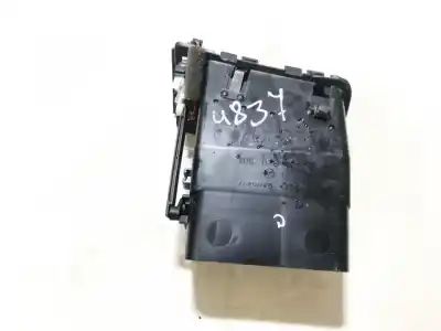 Автозапчасти б/у аэрационная решетка за audi a6, c5 1997.01 - 2001.08 2.4 121kw 1997.02 - 2005.01 ссылки oem iam 4b1820901  