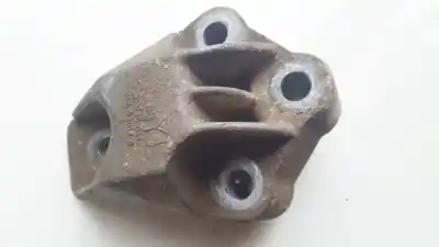 Second-hand car spare part engine support for opel vectra b caravan 2.0 dti oem iam references 90538041  2445013a