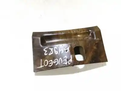 Pezzo di ricambio per auto di seconda mano plastiche per peugeot 607 (s1) 2.2 hdi fap cat riferimenti oem iam 9629449277