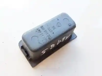 Автозапчастина б/у пластикler для skoda octavia combi (1u5) 1.9 tdi посилання на oem iam 1u0858337  