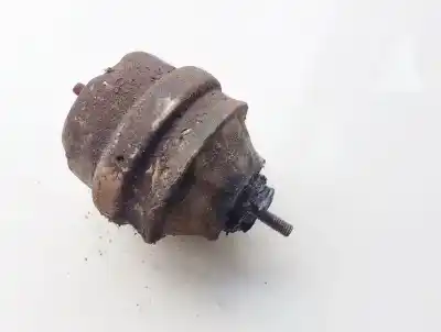 Second-hand car spare part engine support for audi a4 avant (b5) 1.8 oem iam references 8d0199379a  