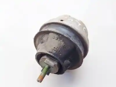 Peça sobressalente para automóvel em segunda mão Suporte Motor por AUDI A4 AVANT (B5) 1.8 Referências OEM IAM 8D0199382E  