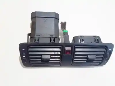 Автозапчасти б/у аэрационная решетка за VOLVO V50 (545) 2.0 D ссылки OEM IAM 8651399  04W284