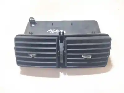 Pièce détachée automobile d'occasion Grille D'aération pour PEUGEOT 307, 2000.08 - 2005.06 2.0 HDI 79KW 2000.08 - 2008.06 Références OEM IAM 9634511177  A1079302, 215021, 226318