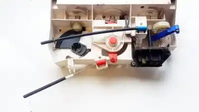 Peça sobressalente para automóvel em segunda mão comando de sofagem (chauffage / ar condicionado) por audi 100 avant (c4) 2.5 tdi referências oem iam   
