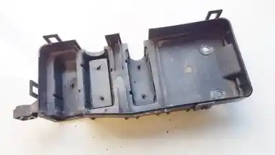Pezzo di ricambio per auto di seconda mano plastica per kia carnival 2.9 crdi cat riferimenti oem iam   