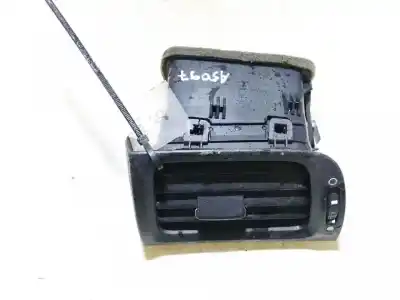 Автозапчасти б/у аэрационная решетка за HONDA ACCORD IX 2.2 i-DTEC ссылки OEM IAM E8475161500  