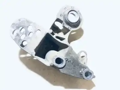 Second-hand car spare part engine support for volkswagen passat variant (3b5) 1.9 tdi oem iam references 4b0199351a  