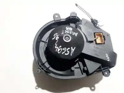 Pezzo di ricambio per auto di seconda mano motore di riscaldamento per volkswagen passat variant (3b5) 1.9 tdi riferimenti oem iam 8d1820021  74.022.123.3f