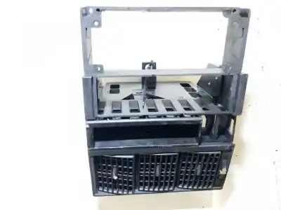 Pezzo di ricambio per auto di seconda mano  per AUDI 80/90 (811/813/853)  Riferimenti OEM IAM 893857183  