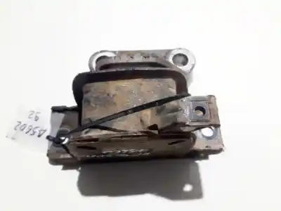 Second-hand car spare part engine support for opel corsa c 1.2 16v cat (z 12 xep / lb4) oem iam references 468646740  