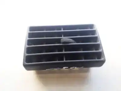 Tweedehands auto-onderdeel beluchting grille voor audi 80 (811/813) 1.8 oem iam-referenties 