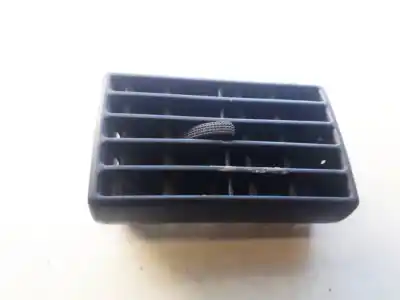 Tweedehands auto-onderdeel beluchting grille voor audi 80 (811/813) 1.8 oem iam-referenties 