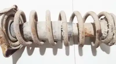 Pezzo di ricambio per auto di seconda mano molla di ammortizzazione per audi a6 avant (c4) 1.9 tdi riferimenti oem iam 