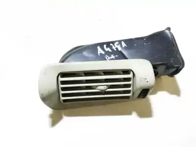 Peça sobressalente para automóvel em segunda mão Grelha / Difusor De Ar por VOLVO XC90 2.4 D Momentum Geartronic (7 Sitze) Referências OEM IAM 8641828  