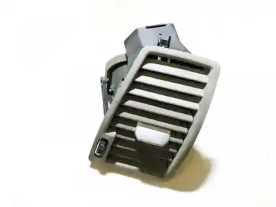 Peça sobressalente para automóvel em segunda mão Grelha / Difusor De Ar por VOLVO XC90 2.4 D Momentum Geartronic (7 Sitze) Referências OEM IAM 3409399  