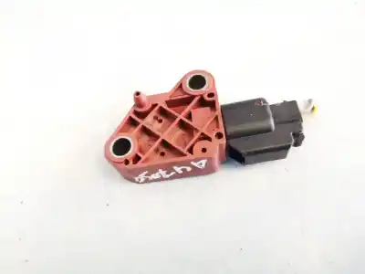 Peça sobressalente para automóvel em segunda mão sensor por volvo v50 (545) 2.0 d referências oem iam 30737138  mrsa5