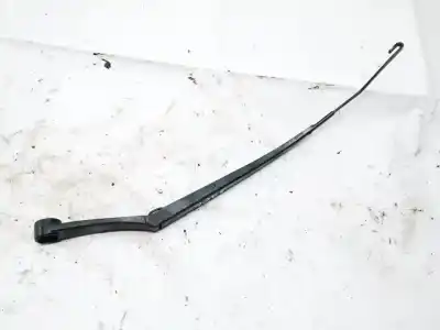 Pièce détachée automobile d'occasion bras d'essuie-glace avant gauche pour hyundai i30 1.6 crdi cat références oem iam 