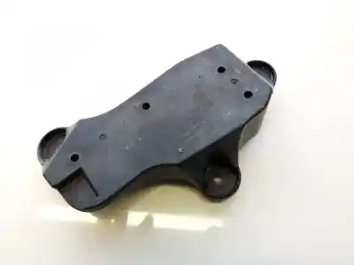 Pièce détachée automobile d'occasion plastiques pour hyundai i30 1.6 crdi cat références oem iam 32700xxxxx