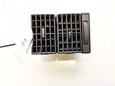 Second-hand car spare part air ventilation grille for audi 80 (811/813) 1.8 oem iam references 893820902