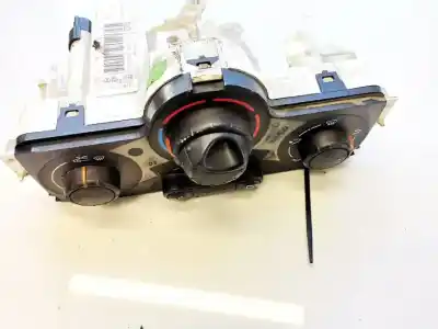 Pezzo di ricambio per auto di seconda mano  per RENAULT SCENIC II  Riferimenti OEM IAM 69587003  69580001
