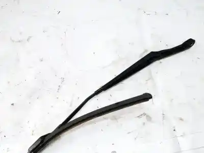 Pièce détachée automobile d'occasion bras d'essuie-glace avant gauche pour opel astra j lim. 1.6 cdti dpf références oem iam 13289889