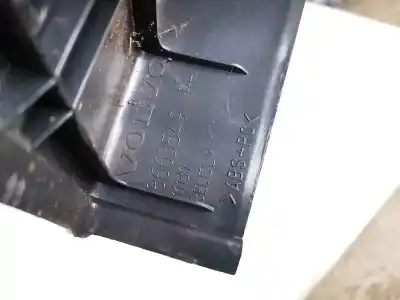 Second-hand car spare part plastics for volvo v50 (545) 2.0 d oem iam references 8663549rh  