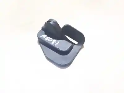 Pezzo di ricambio per auto di seconda mano plastica per opel meriva b 1.7 16v cdti riferimenti oem iam 466465101