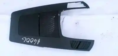 Peça sobressalente para automóvel em segunda mão plásticos por opel zafira b 1.9 cdti referências oem iam 331955437