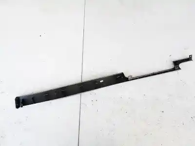 Автозапчастина б/у пластика для audi a4 avant (8e) 2.0 tdi quattro (dpf) посилання на oem iam 8e2853189  