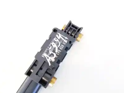 Second-hand car spare part sensor for audi a4 avant (8e) 2.0 tdi quattro (dpf) oem iam references 8e0959643b  