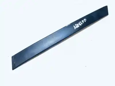 Pezzo di ricambio per auto di seconda mano plastica per opel meriva b 1.7 16v cdti riferimenti oem iam 13281779