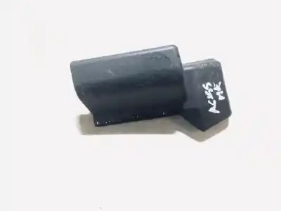 Peça sobressalente para automóvel em segunda mão plásticos por toyota avensis wagon (t25) 2.0 d-4d executive referências oem iam 