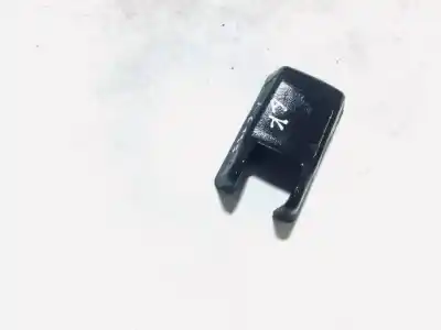 Peça sobressalente para automóvel em segunda mão plásticos por toyota avensis wagon (t25) 2.0 d-4d executive referências oem iam 