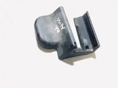 Peça sobressalente para automóvel em segunda mão plásticos por toyota avensis wagon (t25) 2.0 d-4d executive referências oem iam 7213805020