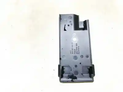 Second-hand car spare part plastics for volkswagen passat variant (3c5) 1.9 tdi oem iam references 1k0971981b  