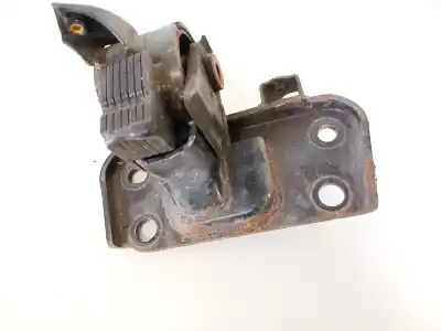 Second-hand car spare part engine support for toyota avensis 2.0 d-4d oem iam references av32185