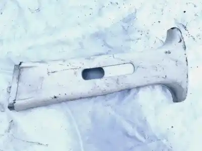 Peça sobressalente para automóvel em segunda mão plásticos por hyundai getz (tb) 1.3 básico referências oem iam 858301c100