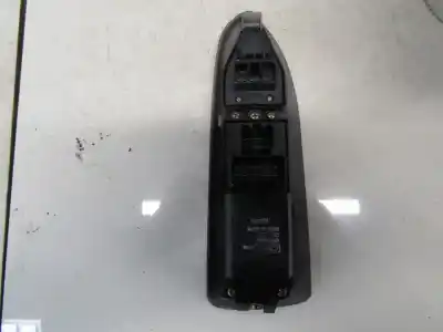 Автозапчасти б/у выключатель левого переднего окна за mazda premacy (cp) 2.0 turbodiesel cat ссылки oem iam 03200320  03 2003 20,14z1d4,d174,66350