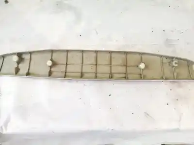 Pezzo di ricambio per auto di seconda mano plastica per toyota corolla (e11) 2.0 d-4d linea sol riferimenti oem iam 6793913030  67939-13030, 67939-13030-a2