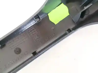 Pezzo di ricambio per auto di seconda mano plastica per opel meriva b 1.7 16v cdti riferimenti oem iam 13265106  466229783