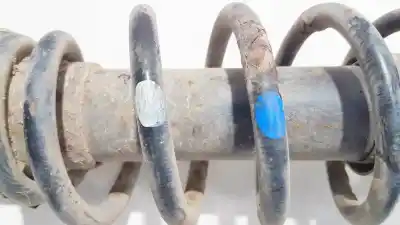 Second-hand car spare part shock absorber spring for toyota corolla (e11) 2.0 d-4d linea sol oem iam references   