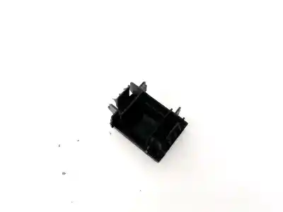 Pezzo di ricambio per auto di seconda mano plastiche per audi a3 (8l) 1.9 tdi ambition riferimenti oem iam 8l0941515a  