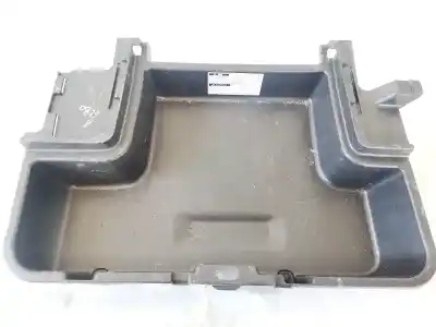 Peça sobressalente para automóvel em segunda mão plásticos por toyota corolla (e11) 2.0 d-4d linea sol referências oem iam 5854313010