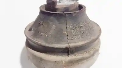 Second-hand car spare part engine support for volkswagen passat b5 (3b2) 1.6 oem iam references 8d0199382l  8d0199379r, 8d0199379k, 8d0199379q, 8d0199382m